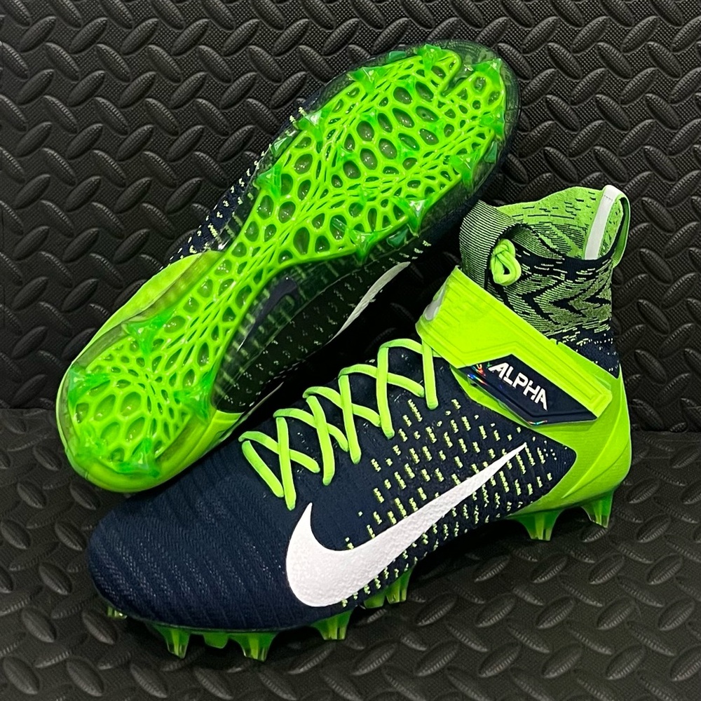 Nike Alpha Menace Elite 2 Flyknit Football Cleats Seahawks Mens Size 16